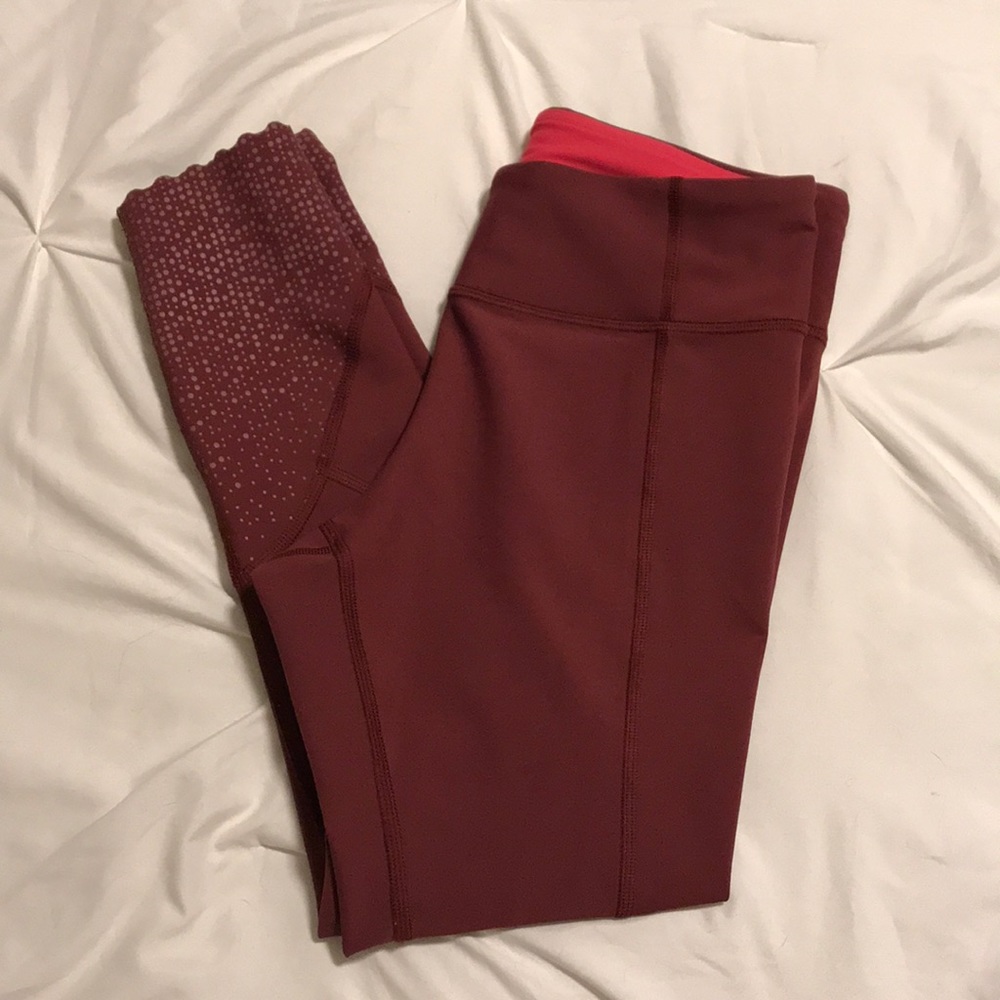 Lululemon 7/8 Wunder Under Pants.